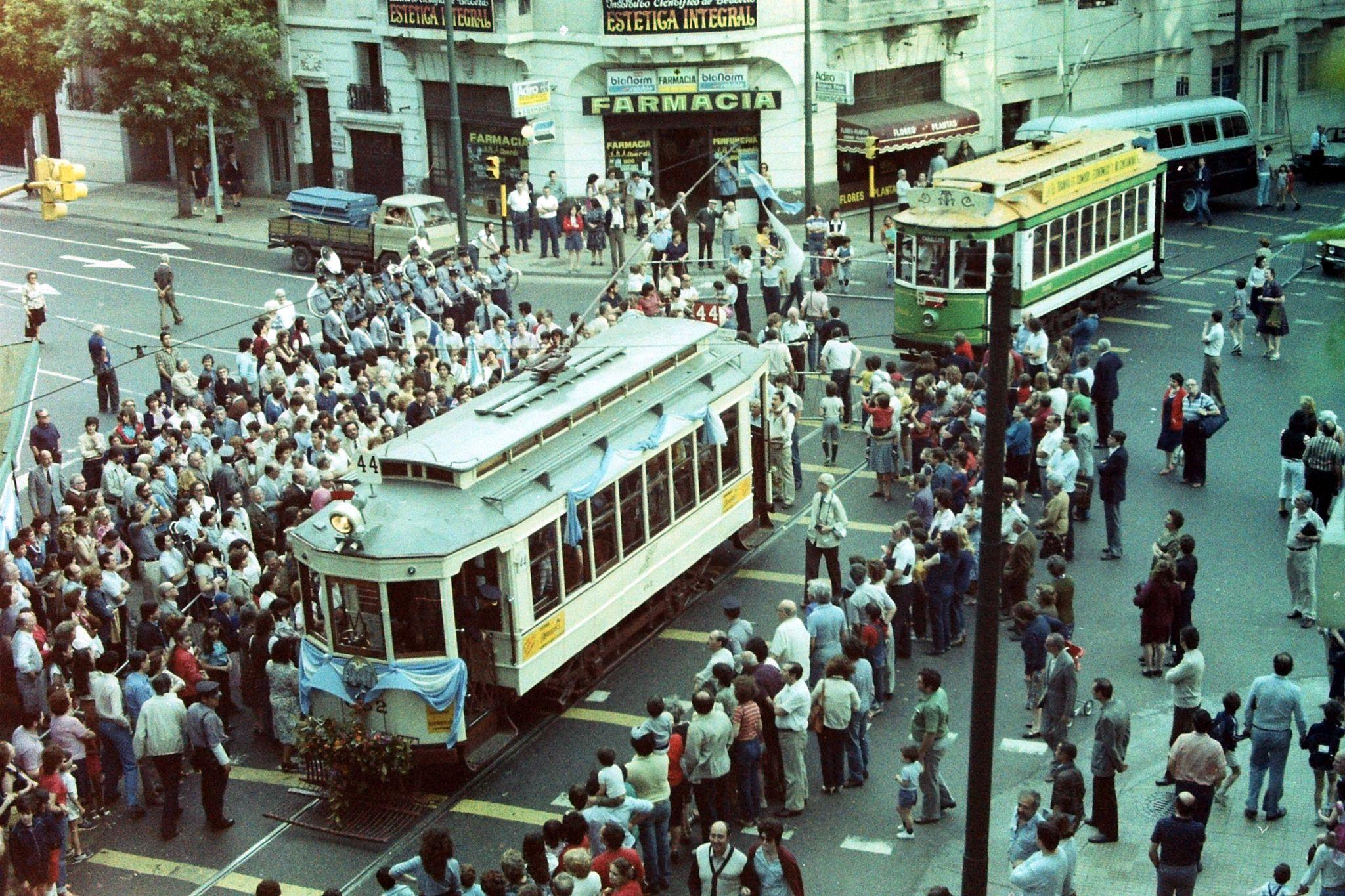 1983 · Inauguración del segundo circuito